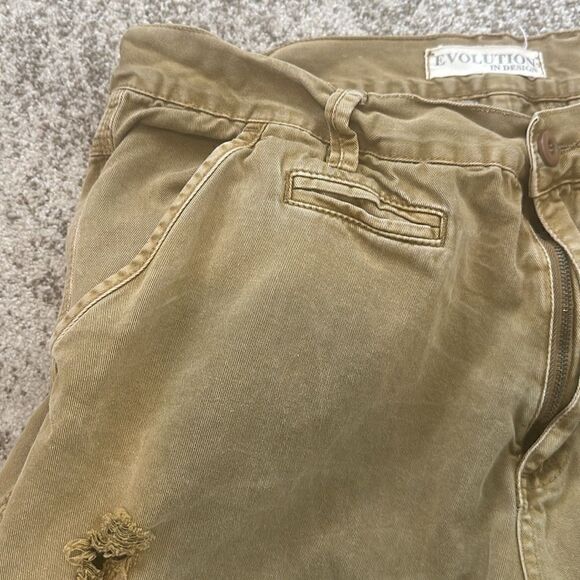 Evolution in Design Men’s Distressed Cargo Shorts 38 - Picture 4 of 7